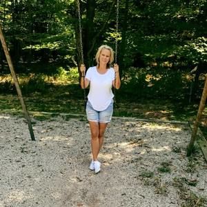 Meet your Posher, Tina